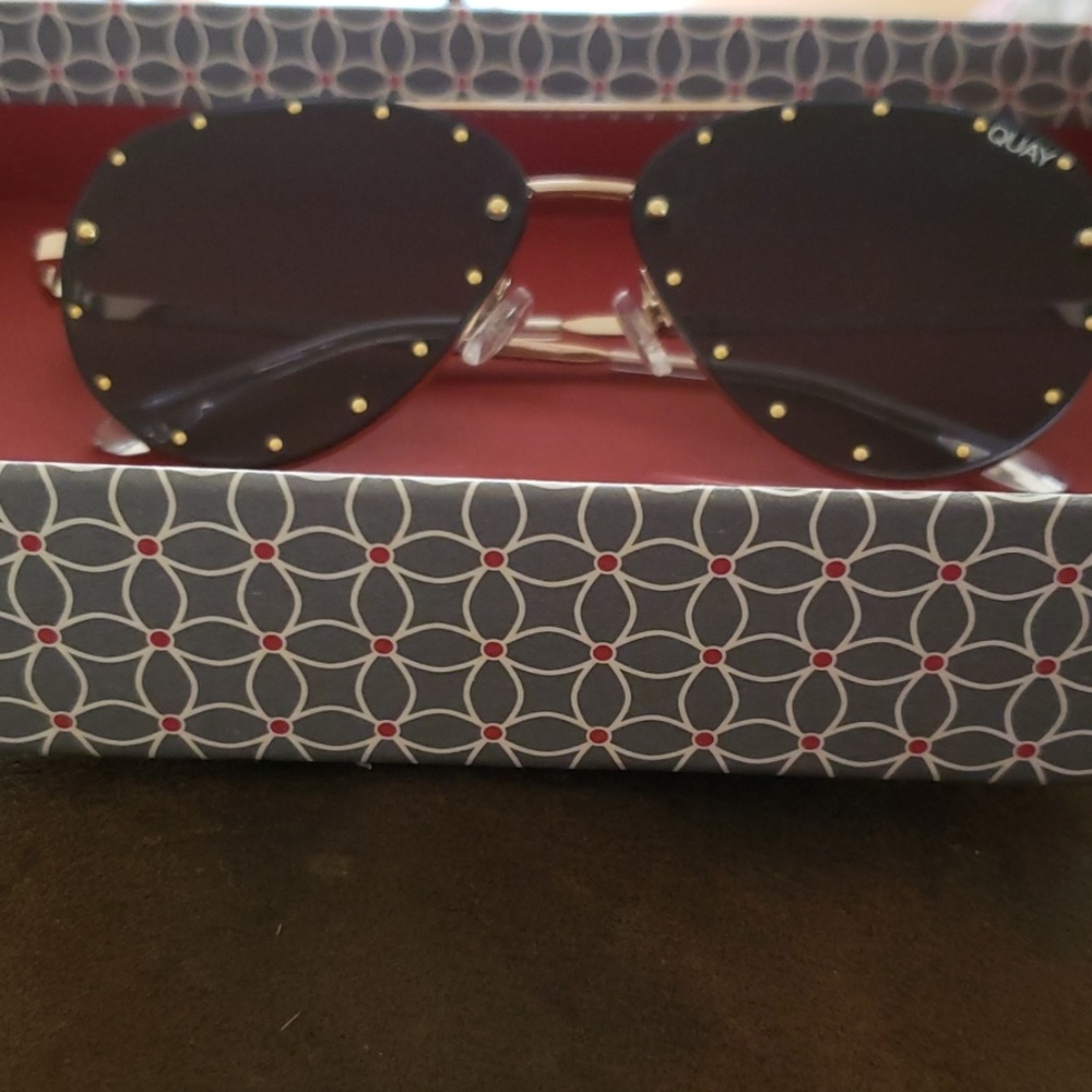Quay sunglasses